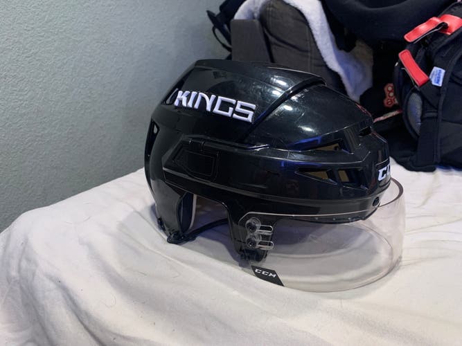 Ccm pro stock la kings helmet Size: Large