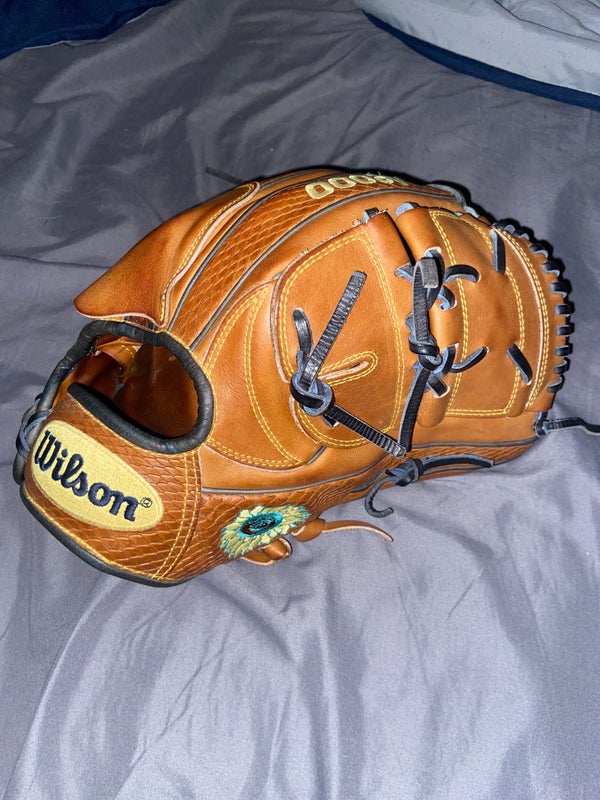 Wilson A2000 March 2022 Glove of the Month Mike Clevinger Game Model B2  Limited Edition 12 — Baseball 365