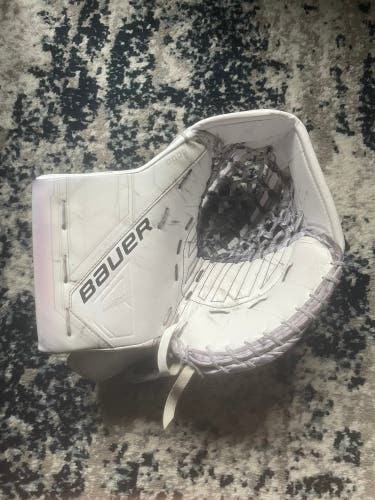 Used Regular Mach Goalie Glove