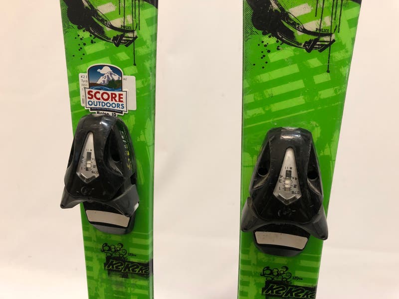 fenix e01 v2.0 flashlight Fenix E01 V2 100 Lumen LED Flashlight with EdisonBright AAA Alkaline  Battery Bundle (Black)