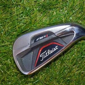 Titleist	AP1 712	6 Iron	RH	36.5"	Graphite	Senior	New Grip