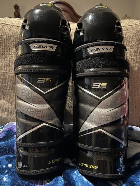 New Bauer 15" Supreme 3S Pro Shin Pads