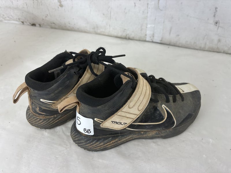 Used Nike MIKE TROUT TURF Junior 03 Baseball and Softball Cleats Baseball  and Softball Cleats