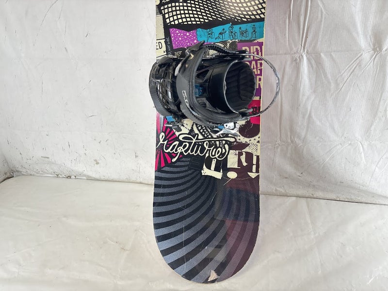 Used Ride Rapture 143 Cm Women's Snowboard W Md Ride Lxh Bindings