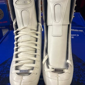 New Riedell 223 Stride White Boots Size  4 Medium Width