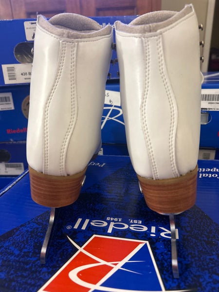New Riedell 25 Motion Cosmos White Skates Size 3 Wide
