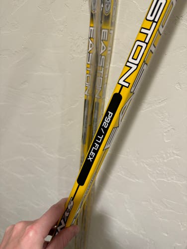2023 Easton Synergy Limited Edition Hockey Stick - Yellow - P92 - RH - 77 Flex - Brand New