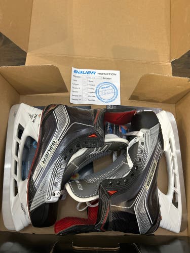 New Bauer Regular Width Pro Stock Size 5.5 Vapor 1X Hockey Skates