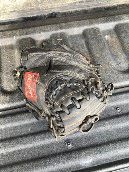 Used Rawlings Right Hand Throw Catcher's Glove 31.5"