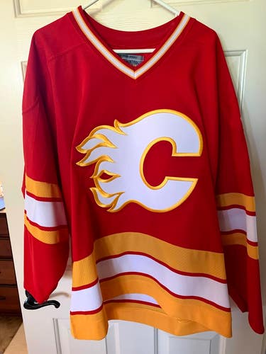 NHL Calgary Flames 1989 Stanley Cup #4 Brad McCrimmon Jersey