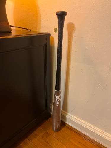 Birch   29" Tatis Bat