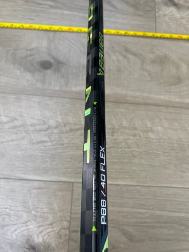 Junior Right Handed P88 Ag5nt Hockey Stick