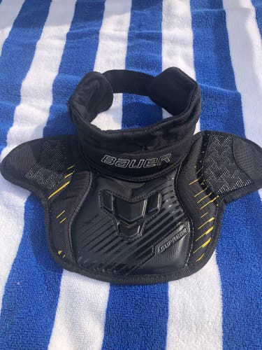 Bauer Supreme Junior Neck Guard