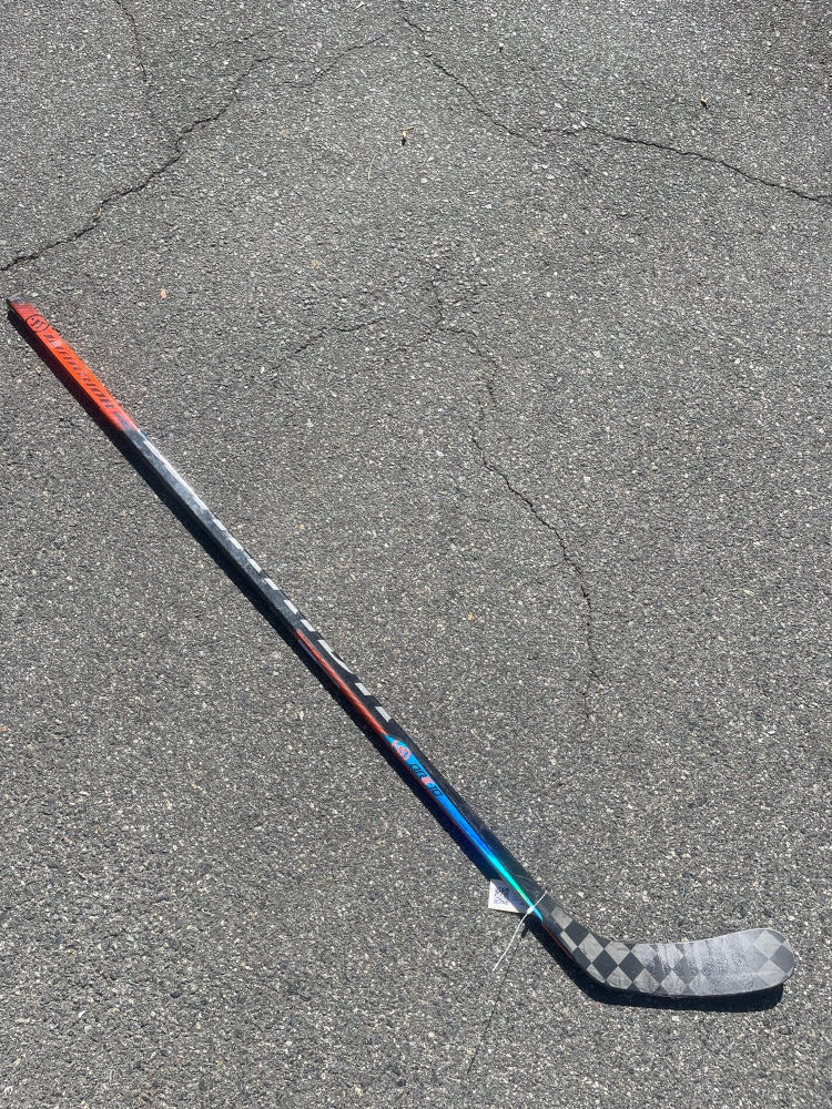Used Junior Warrior Covert QRE10 Left Hockey Stick W03