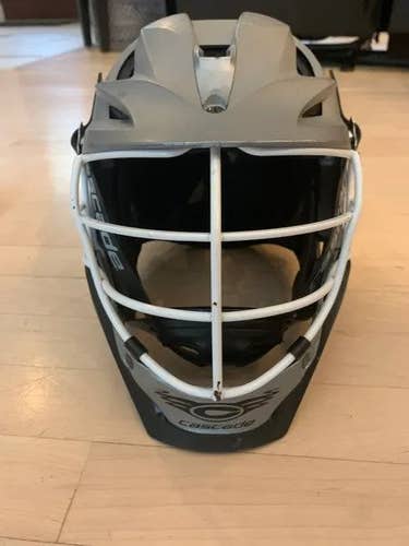 Player's Cascade Youth Helmet