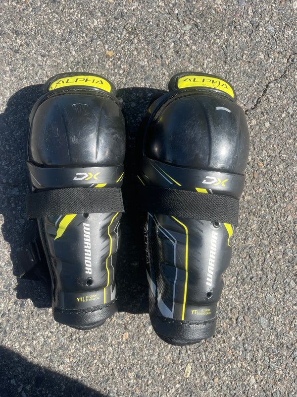 Youth Used Warrior alpha dx Shin Pads 8"