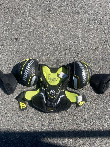 Youth Used Small Warrior Alpha DX Shoulder Pads