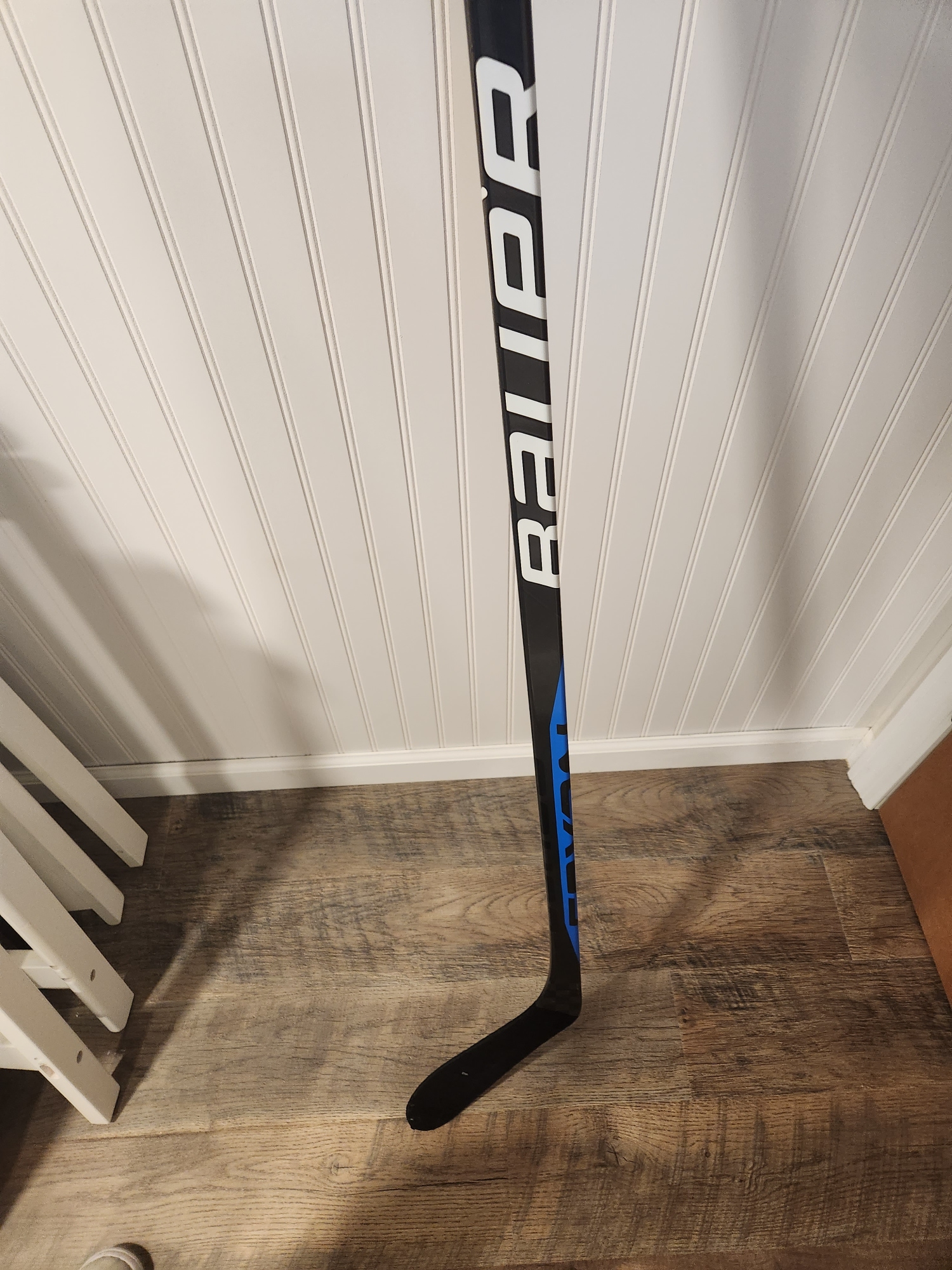 Used Senior Bauer Right Handed Hockey Stick P28 Pro Stock