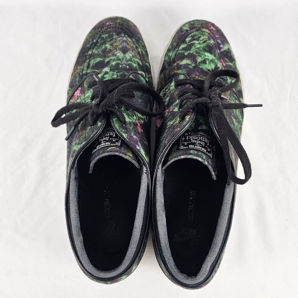 janoski palm leaves