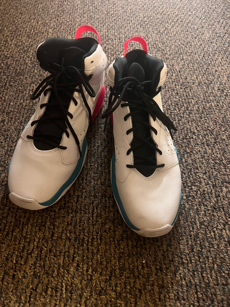 Used Size Men's 10.5 (W 11.5) Air Jordan Shoes