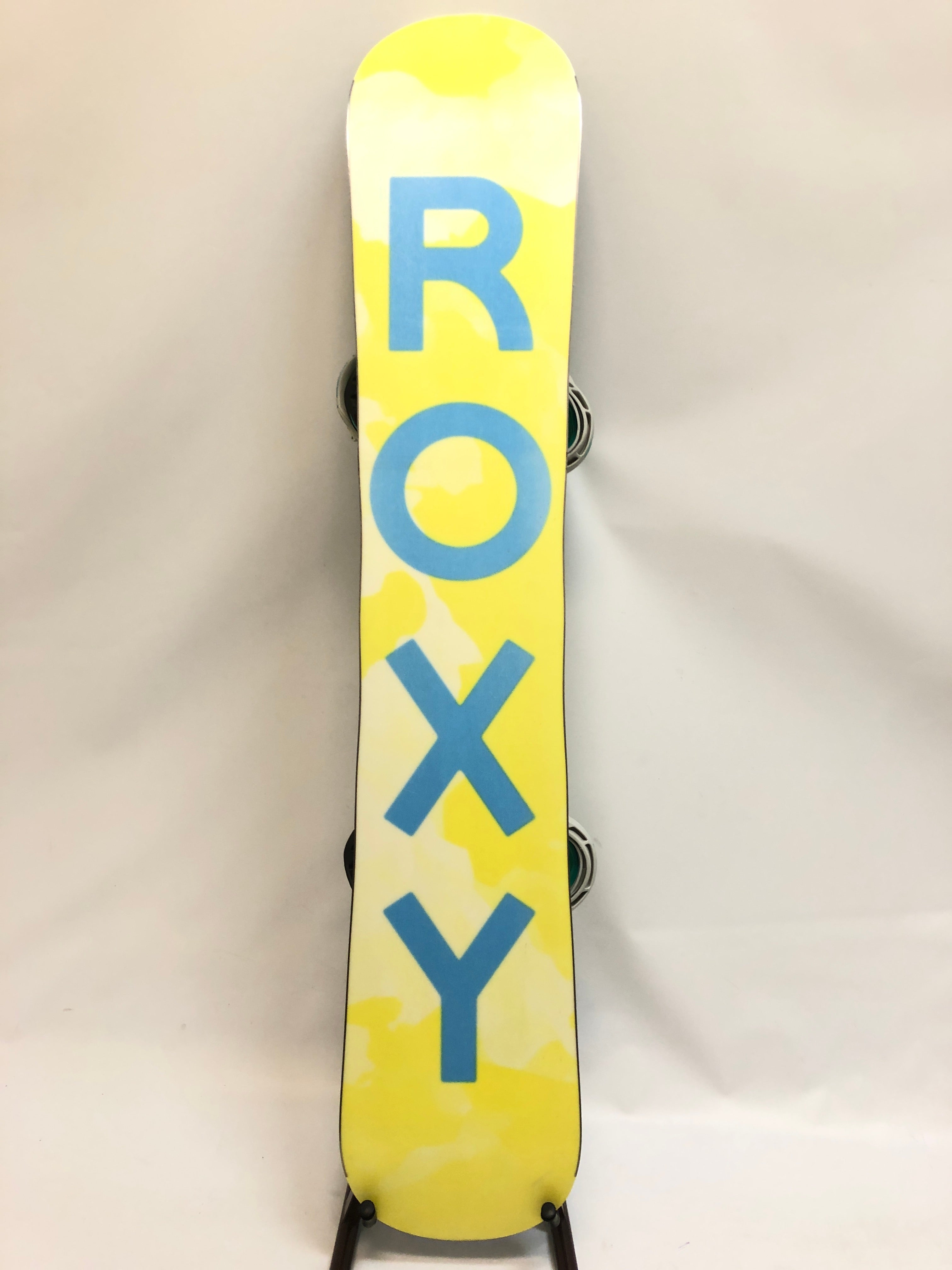 151cm Roxy Ally BTX Banana Traction Tech Snowboard with Bindings