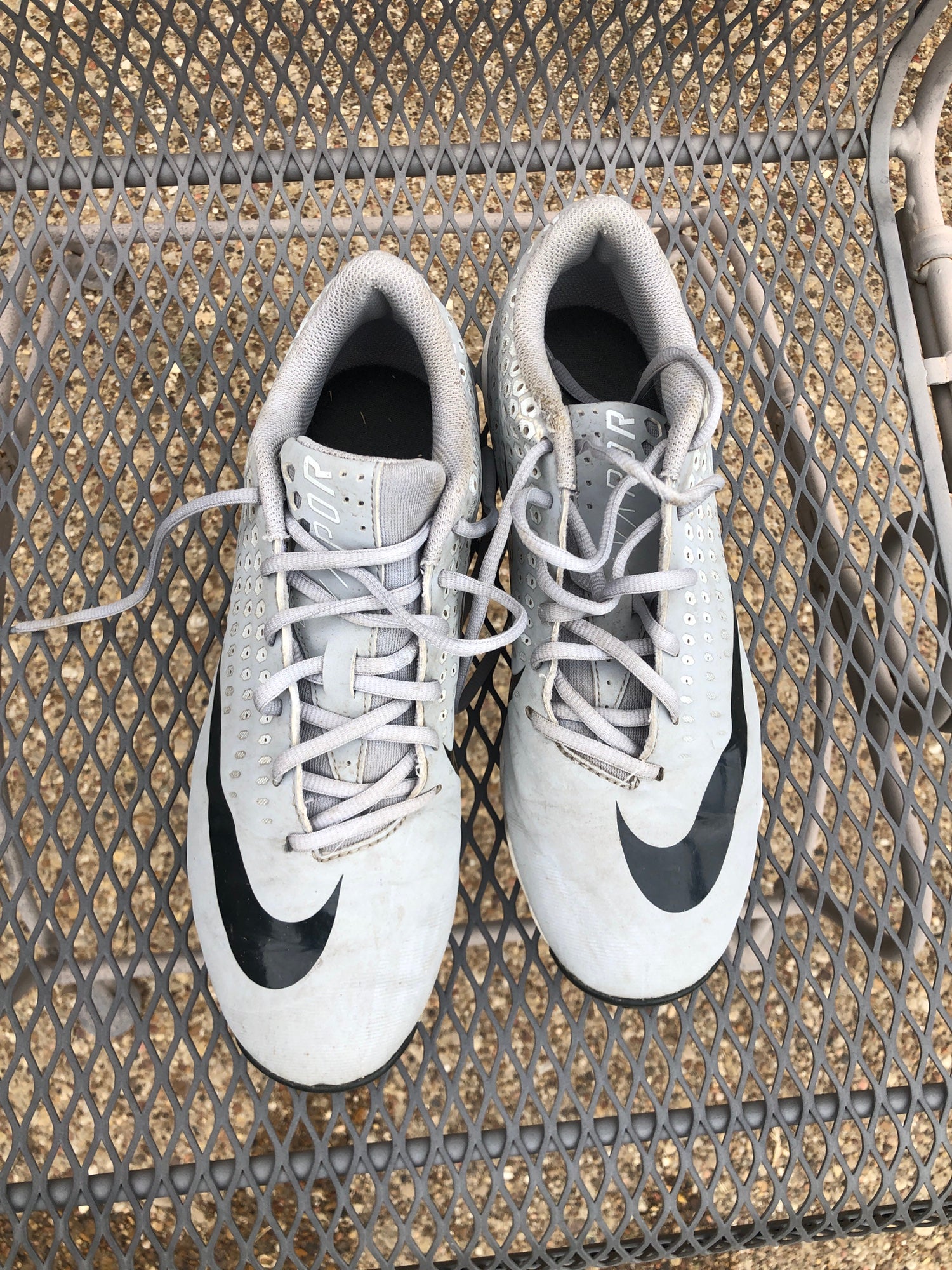 Nike Vapor Edge Pro 360 Men's 8 White Metallic Gold football cleats  AO8277-111