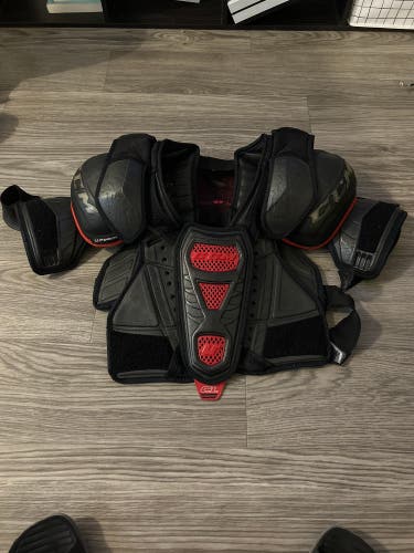CCM U+ Crazy Light Shoulder Pads