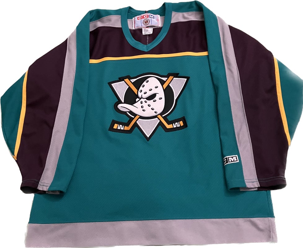 CCM Vintage Replica v. Authentic — Liberty Bell Jerseys