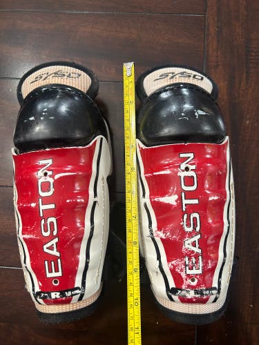 Easton youth synergy 50 hockey shin pads