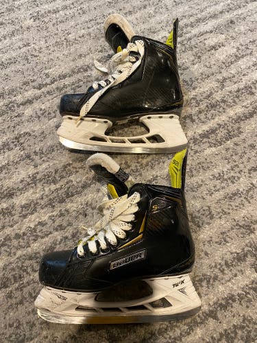 Used Bauer S29 Junior 05 Ice Skates Ice Hockey Skates