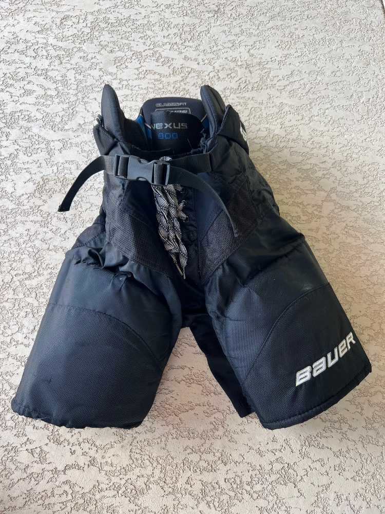 D4-1 Junior Used Medium Bauer Nexus 800 Hockey Pants Retail