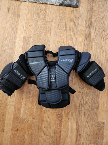 Used Small / Medium Warrior Ritual GT2 Goalie Chest Protector