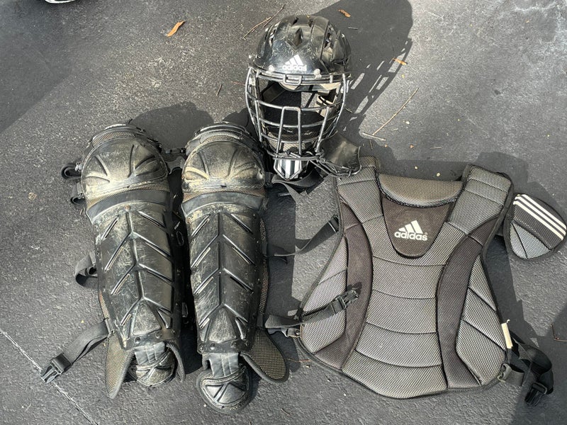 Adidas Catcher's Set For Youth