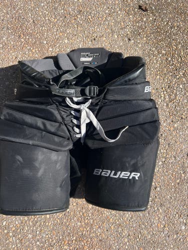 Senior Medium Bauer Pro Hockey Goalie Pants