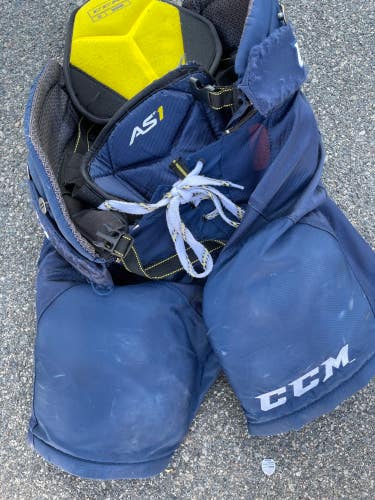 Junior Used Medium CCM AS1 Hockey Pants