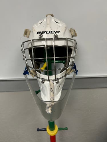 Bauer hockey goalie helmet