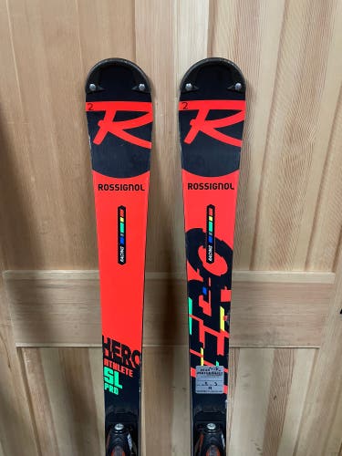 Used 149 cm Rossignol Hero Athlete SL Skis