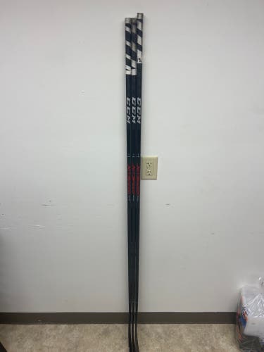 Senior Right Handed P28 Pro Stock Jetspeed Team Hockey Stick