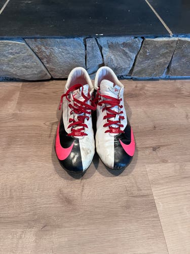 White Men's Molded Cleats Nike Mercurial Superfly Cleats