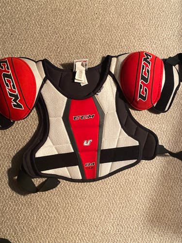Senior Used Medium CCM U+ 04 Shoulder Pads