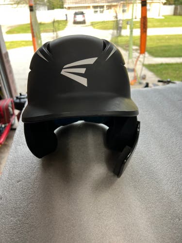 Used 7 1/8 Easton Elite X Batting Helmet