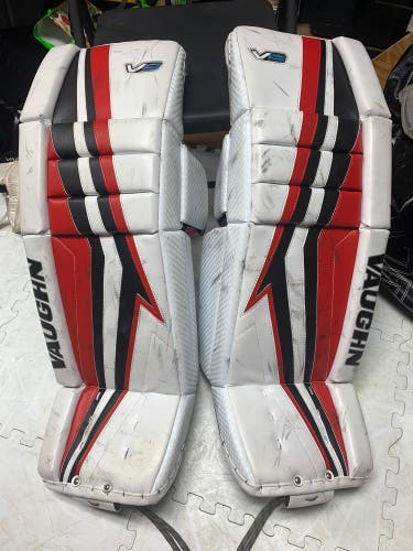 34" Vaughn Velocity V9 Goalie Leg Pads