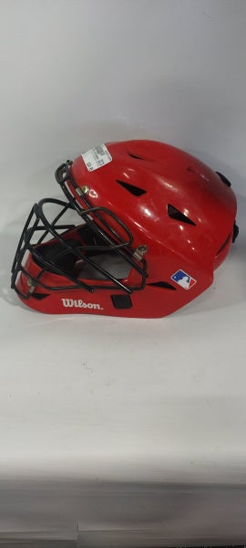 Used Wilson YOUTH CATCHERS HELMET MD Catcher's Equipment Catcher's Equipment