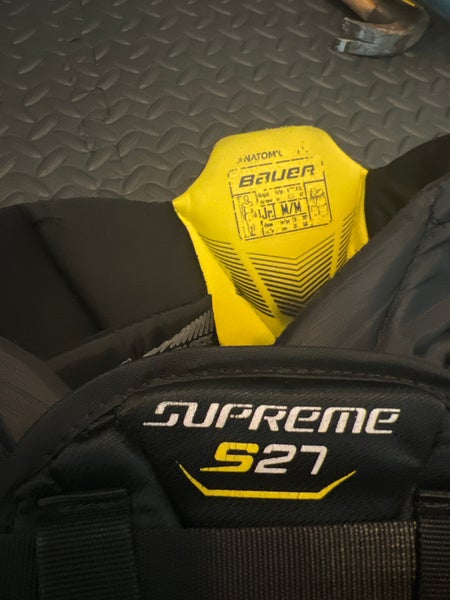 Junior Used Medium Bauer Supreme S27 Hockey Pants