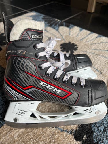 Youth Used CCM JetSpeed FT1 Hockey Skates Regular Width Size 13.5