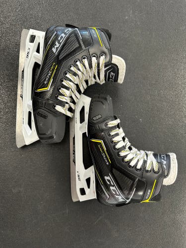 Used CCM Regular Width Size 6.5 Super tacks 9370 Hockey Goalie Skates