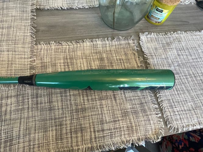 Used 2023 (-5) 27 oz 32" Louisville Slugger Meta Bat