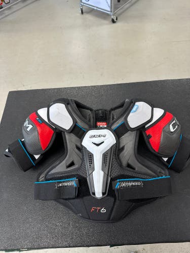 Jetspeed FT6 Shoulder Pads Senior