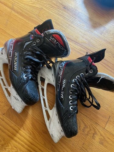 Senior Used Bauer Vapor 3X Hockey Skates Extra Wide Width Size 7.5