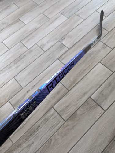 CCM Ribcor Trigger 8 Pro - Left - 70 Flex - P29